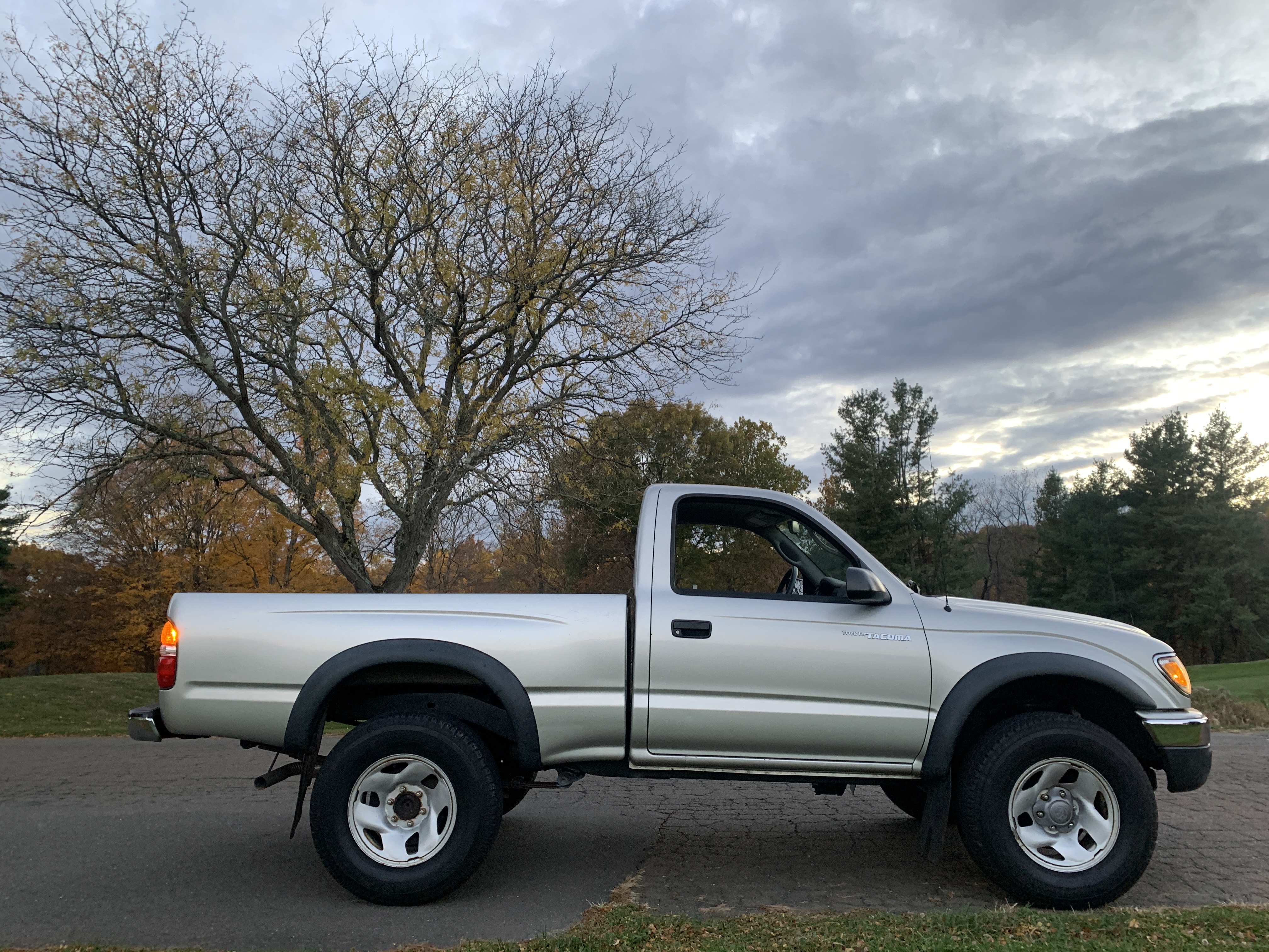 2004 Toyota Tacoma SR5 4x4 Pickup — photo 120